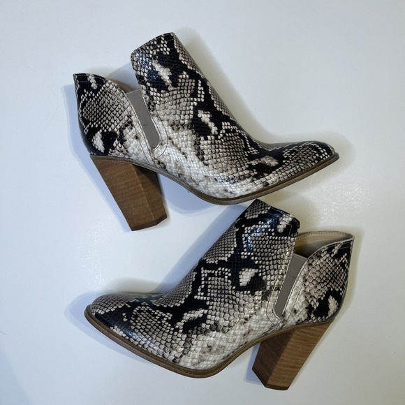 Vince Camuto Shoes - Vince Camuto Snakeskin Ankle Boots 9 Brown Leather Chunky Heel Bootie Excellent
